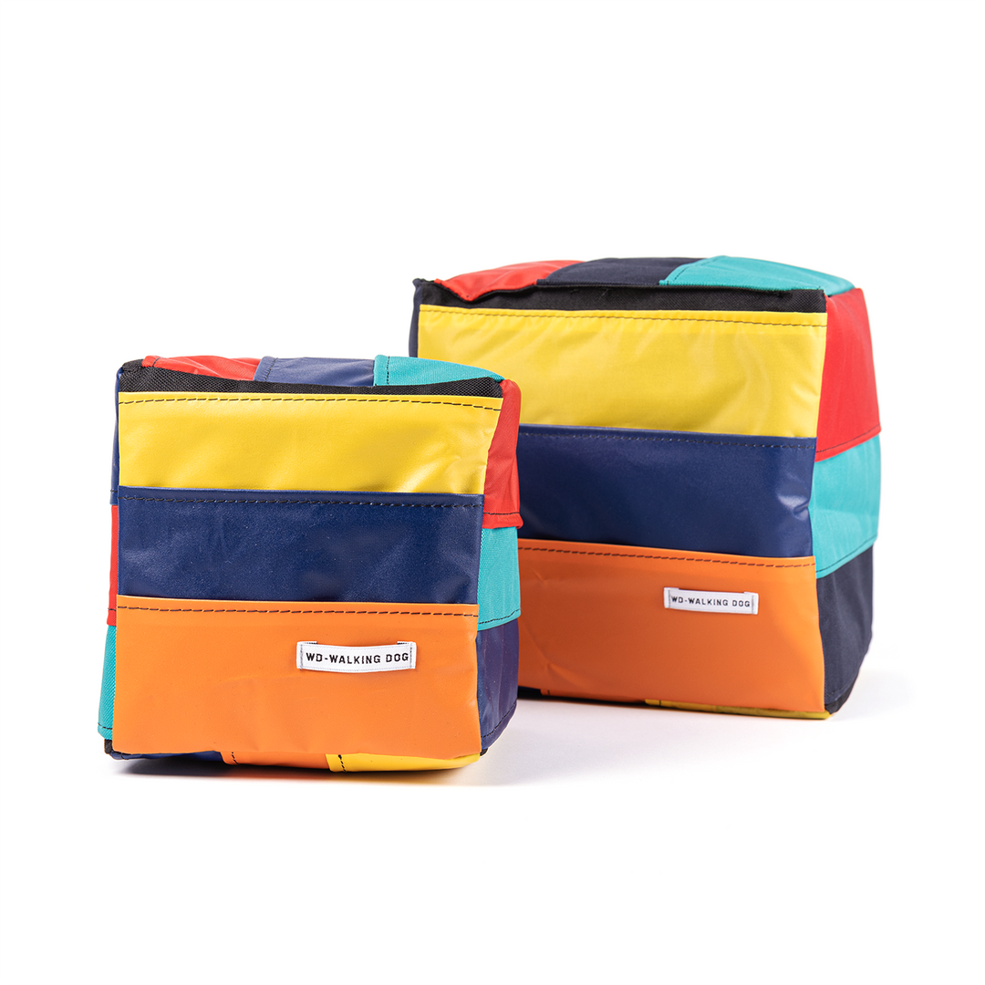 Cube - Feeding Toy